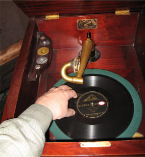 Victrola Pictures